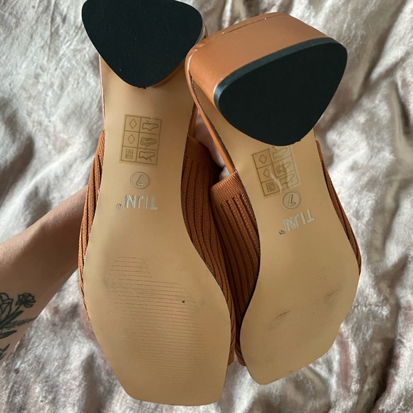 Soft Rust orange mules with heel NWOT - Picture 4 of 6